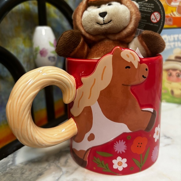 Starbucks Limited Edition Year of the Horse🐴 2026 “Bearista” Keychain & Mug 🧸🐴❤️ - Picture 6 of 10